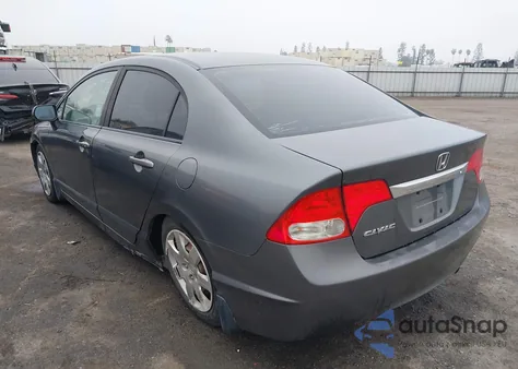 2010 Honda Civic Lx z USA, uszkodzony, nr VIN 19XFA1F5XAE001519